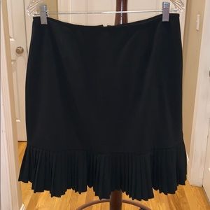 Nice Slightly worn pleated bottom skirt.